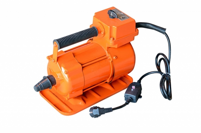 Глубинный вибратор VEKTOR-1500