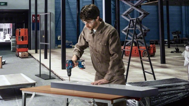 Аккумуляторная ударная дрель-шуруповёрт GSB 18V-50