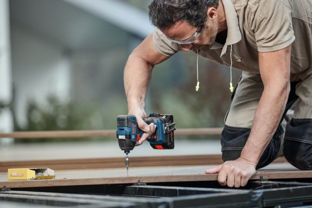 Аккумуляторный ударный гайковёрт GDR 18V-200 C