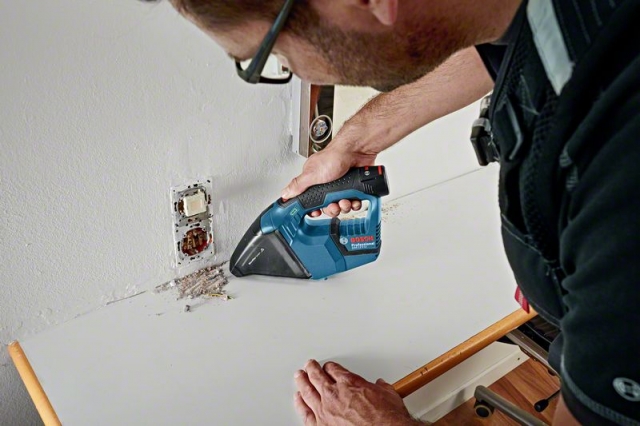 Аккумуляторный пылесос GAS 12V