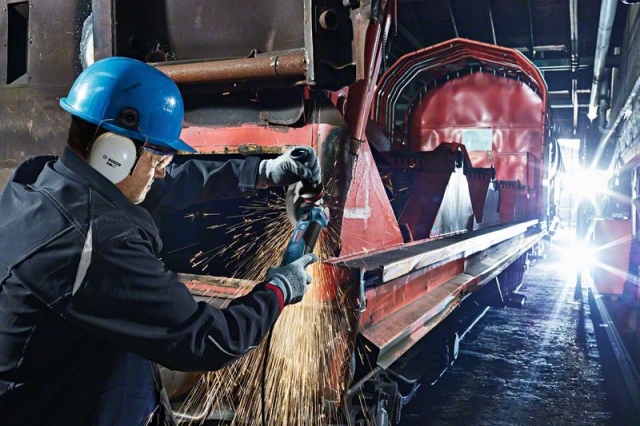 Угловая шлифмашина GWS 19-150 CI