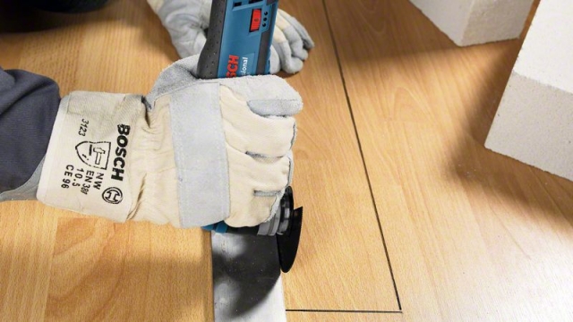 Аккумуляторный универсальный резак GOP 12V-28