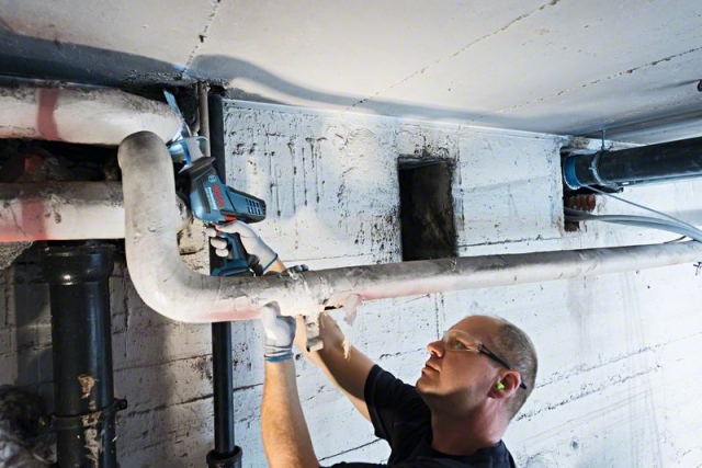 Аккумуляторная ножовка GSA 18 V-LI C