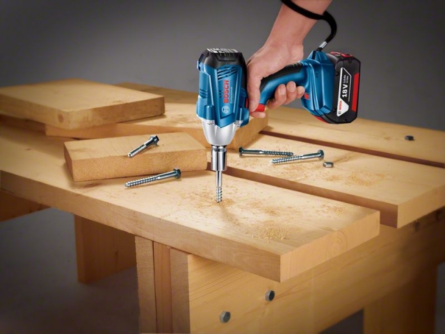 Аккумуляторный ударный гайковёрт GDS 250-LI